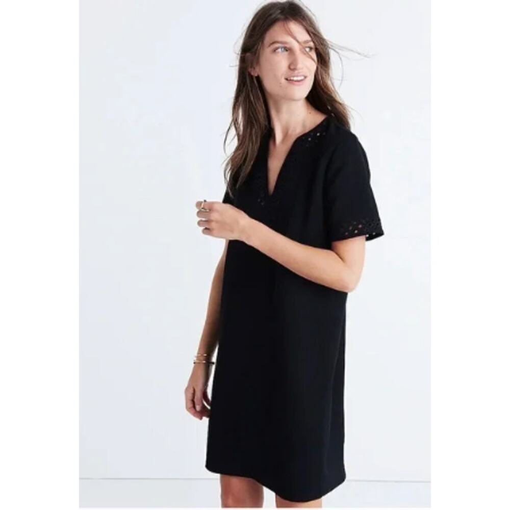 Madewell Tunic Black V Neck Short Sleeve Cut out Knee Length Dress Size 00 - Picture 1 of 8